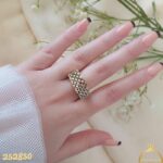 انگشتر طرح طلا