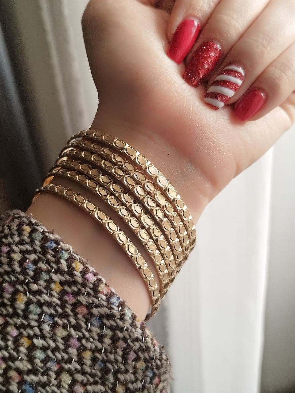 النگو طلاروس 83 النگو طلاروس 83