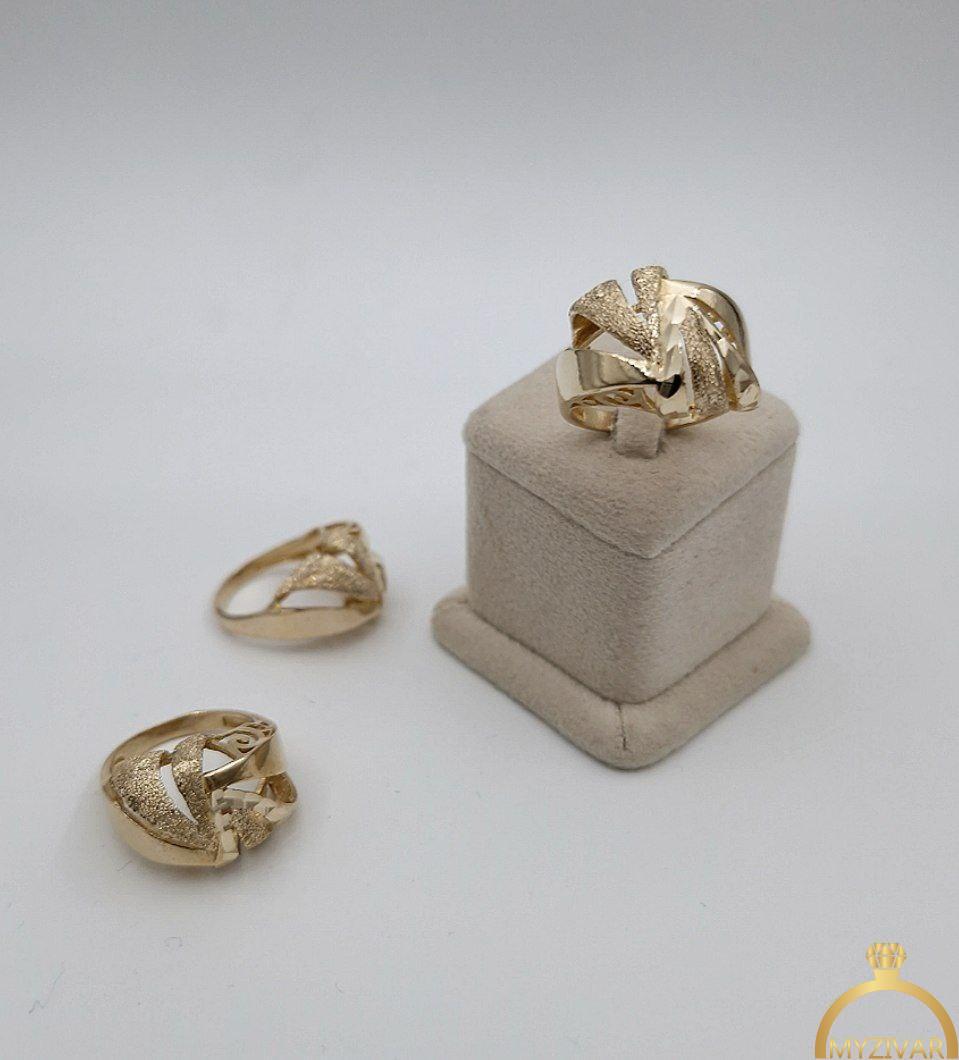 100266_100267_100268