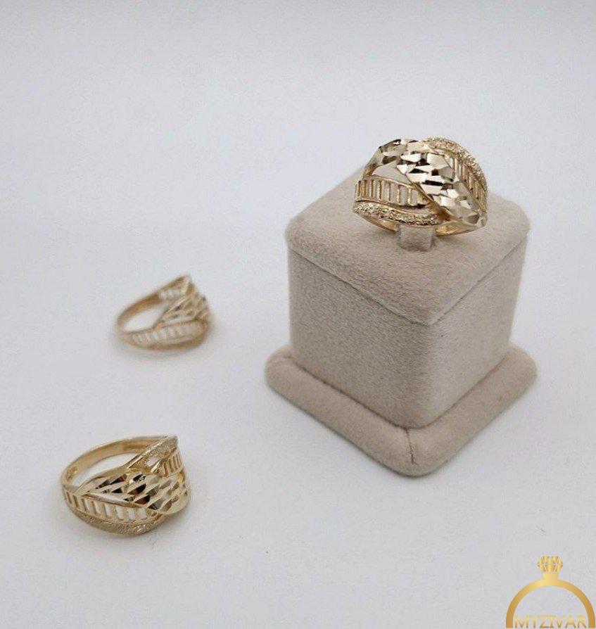 100661_100662_100663