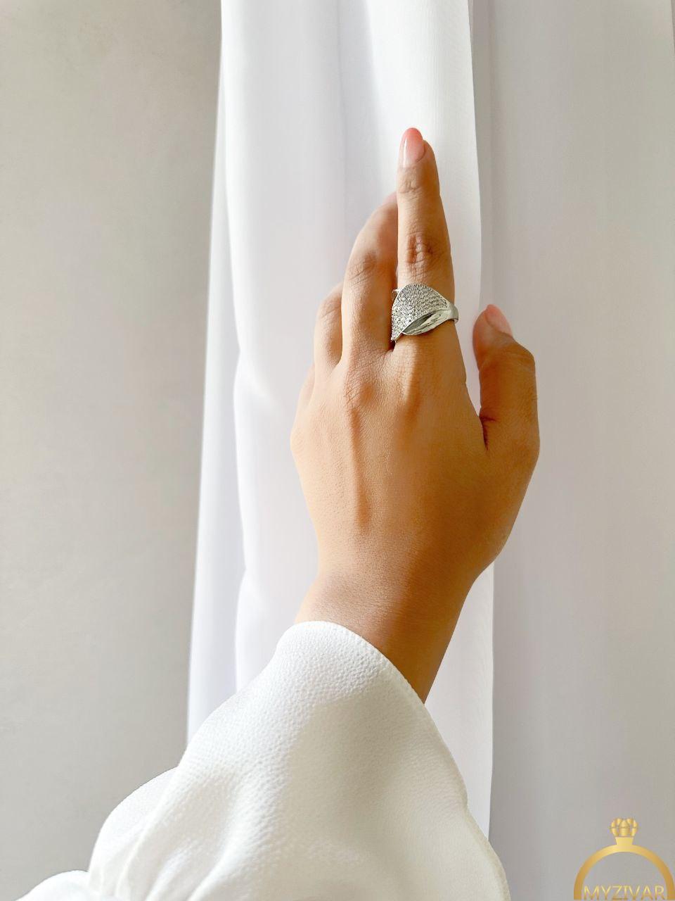 100946_100947_100948_100949